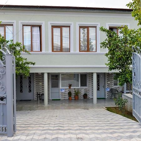 Гостевой дом Cozy House Кутаиси Экстерьер фото