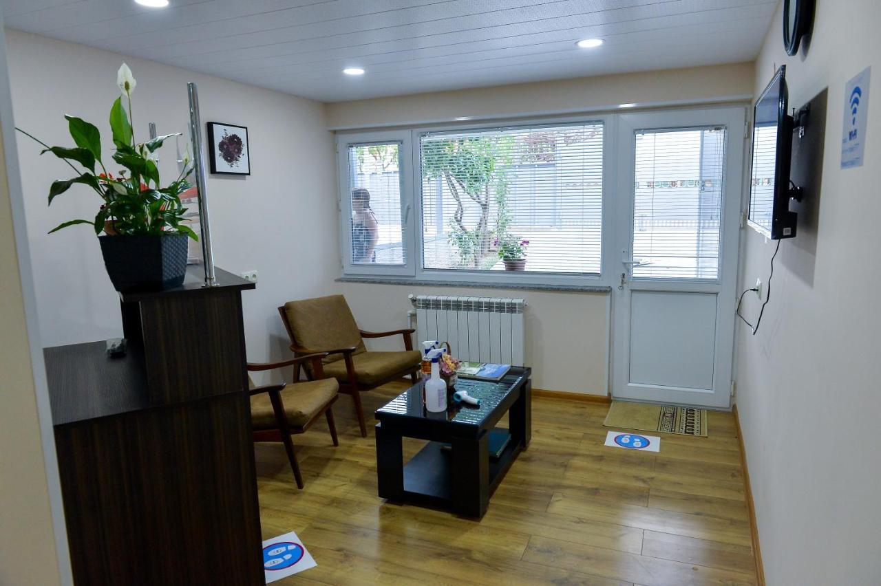 Гостевой дом Cozy House Кутаиси Экстерьер фото
