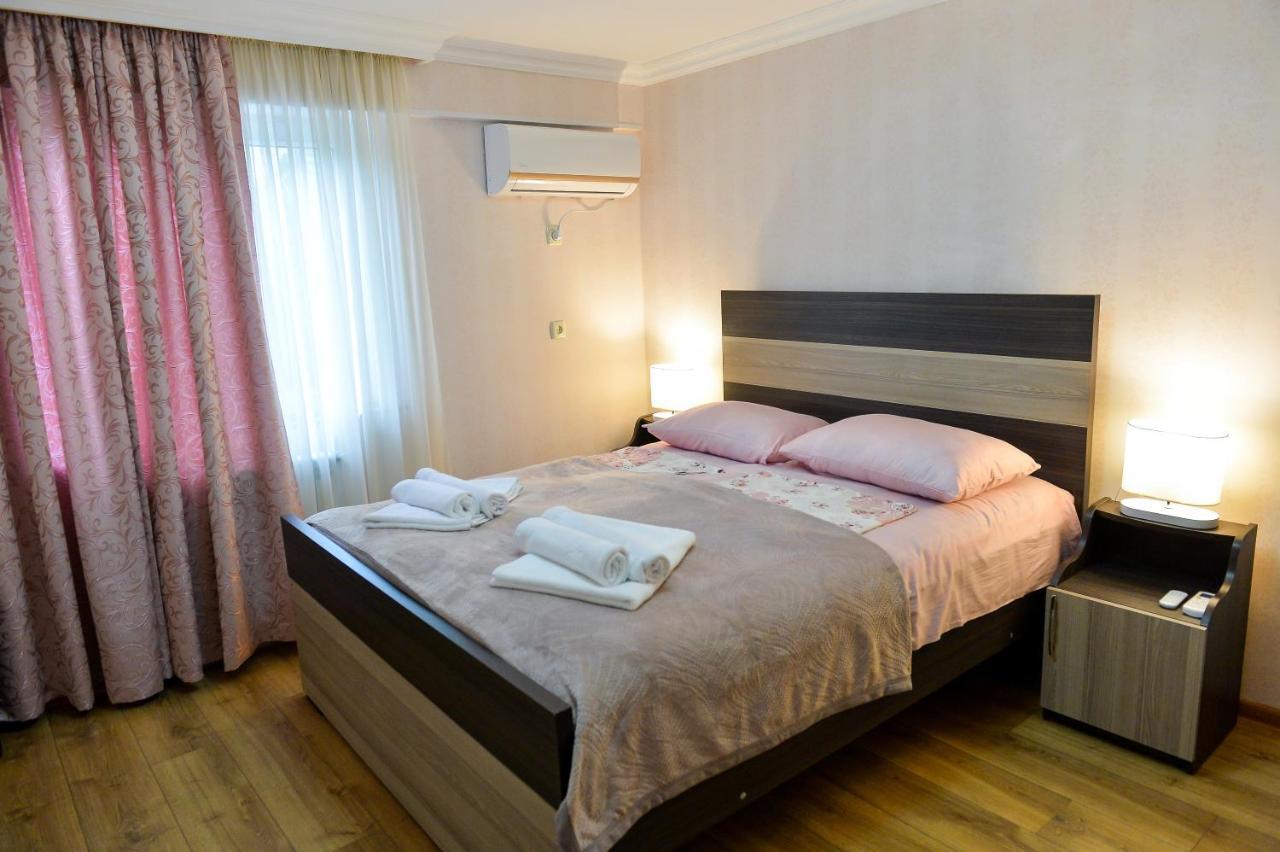 Гостевой дом Cozy House Кутаиси Экстерьер фото