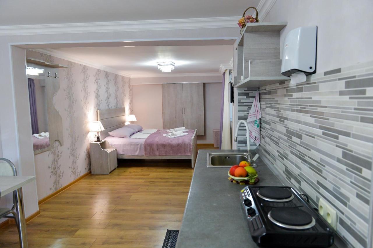 Гостевой дом Cozy House Кутаиси Экстерьер фото